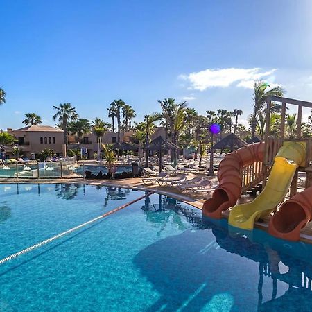 Family Apartment With Pool View - Oasis Duna Resort Corralejo Eksteriør bilde