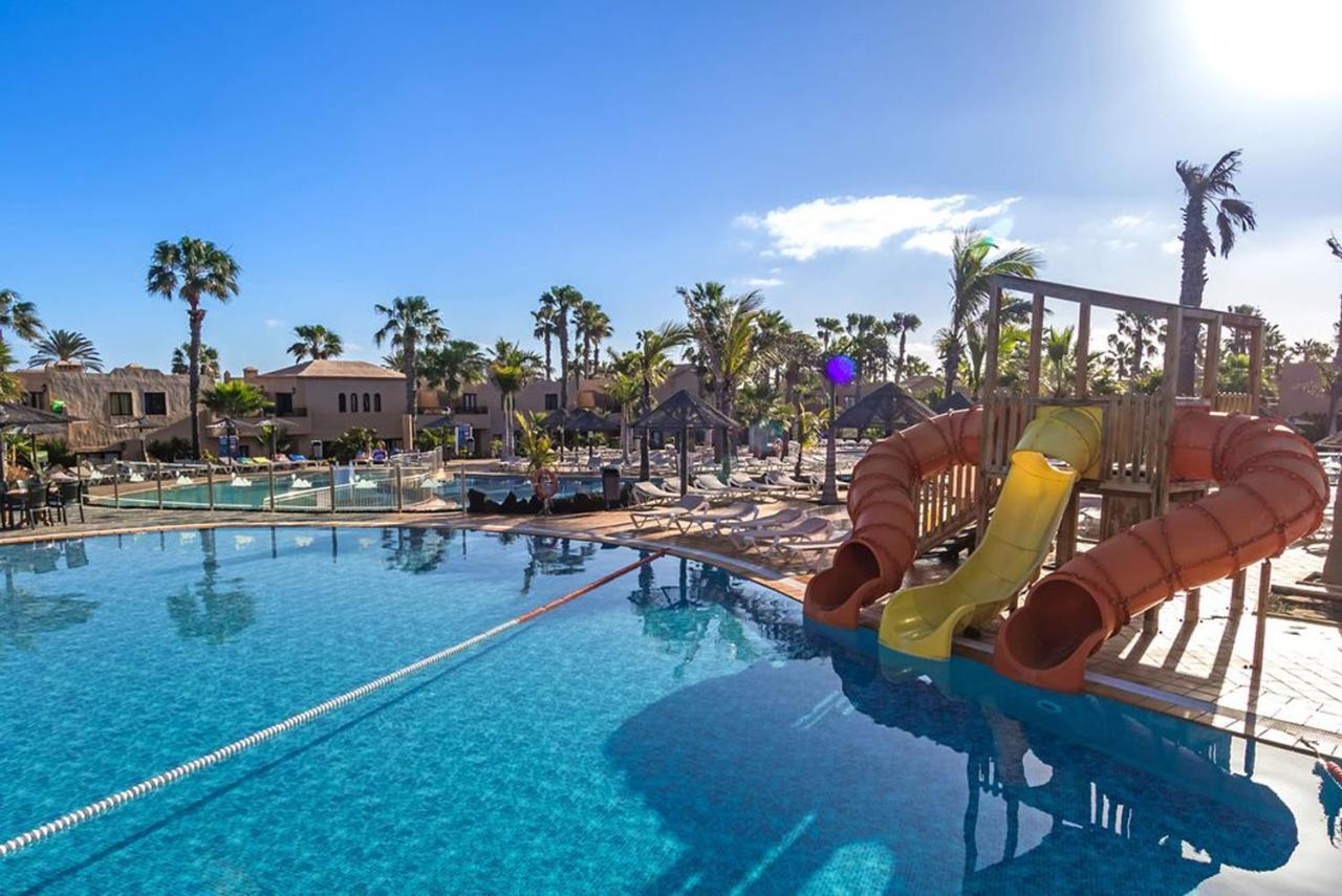 Family Apartment With Pool View - Oasis Duna Resort Corralejo Eksteriør bilde