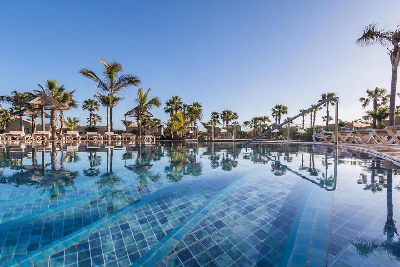 Family Apartment With Pool View - Oasis Duna Resort Corralejo Eksteriør bilde